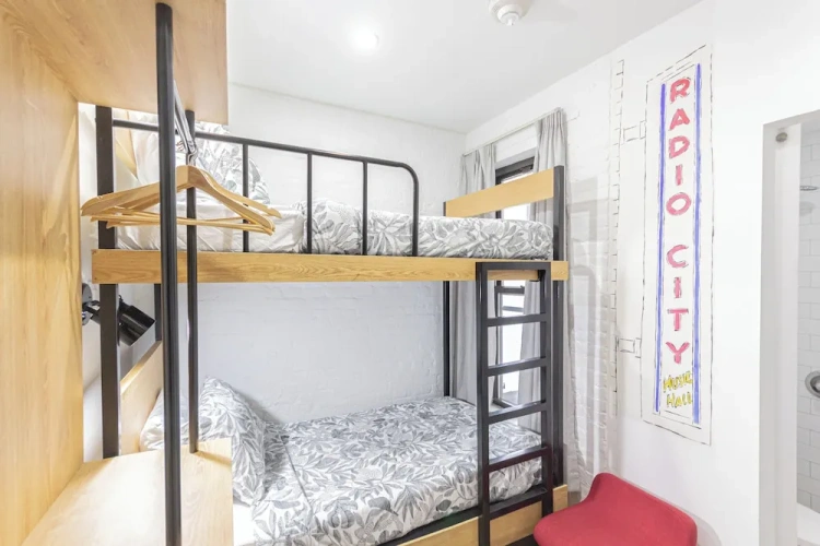 Standard Quadruple room