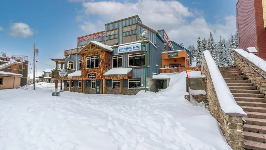 Treetop Getaway Ski In And Out Sleeps 10