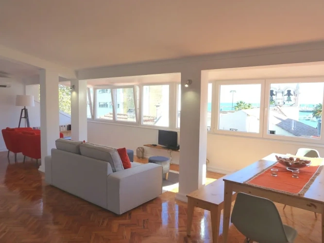 2 Bedrooms Apartment with balcony