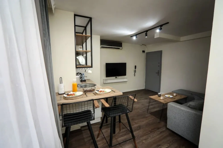 Deluxe Suite