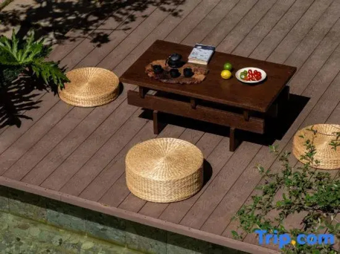 shaxi aofeng hot spring hotel