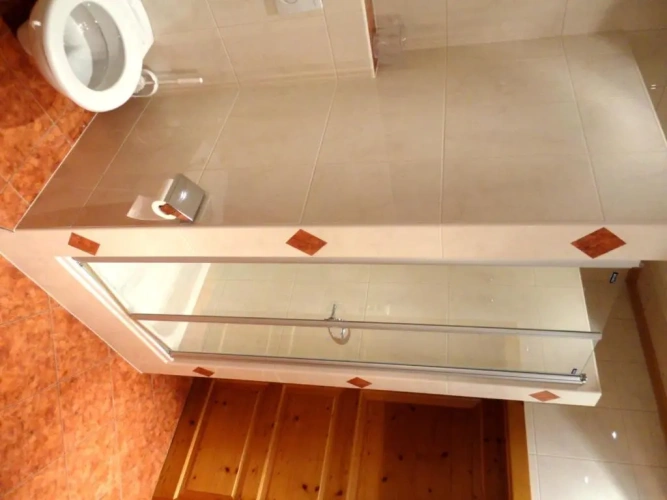 3 Bedrooms Apartment