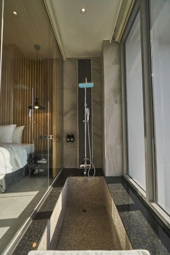 Royal Roi Hotel