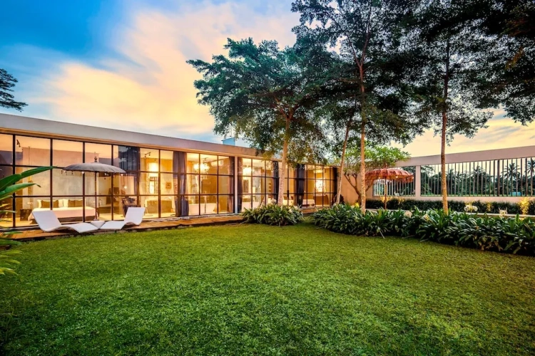 Villa