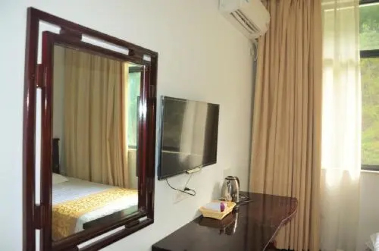 Xianju Theme Inn