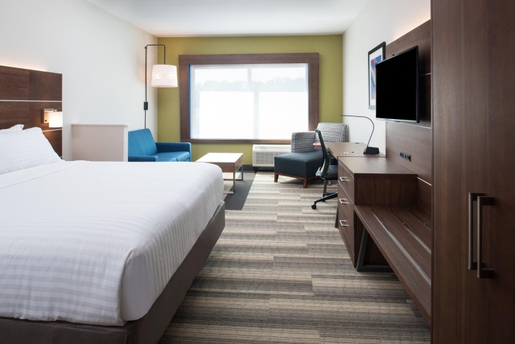 1 Bedroom Suite