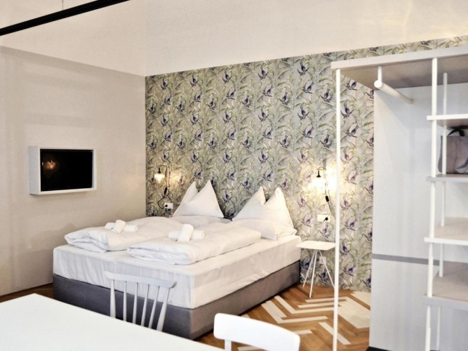 Suite with garden view