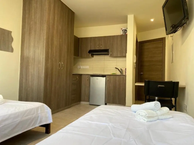Deluxe Double Studio
