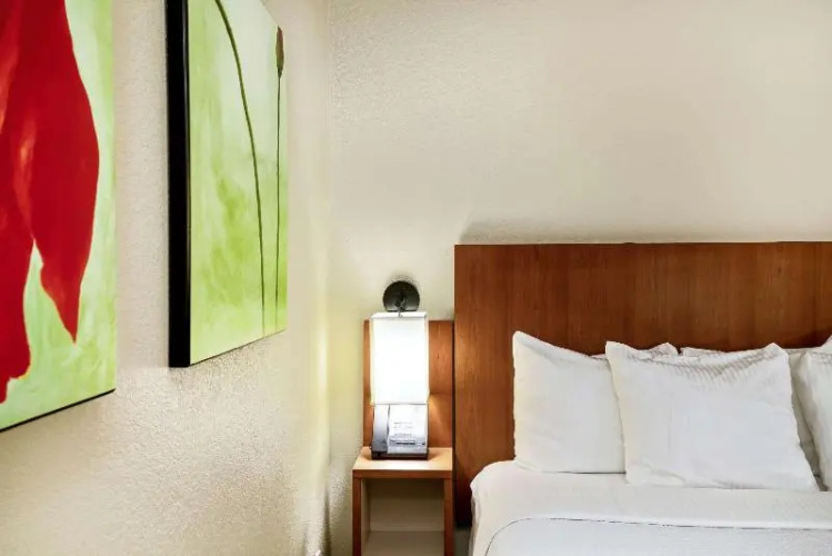 La Quinta Inn & Suites Memphis Primacy Parkway