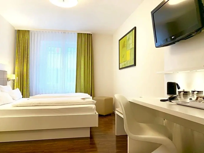 Premium Double room with view