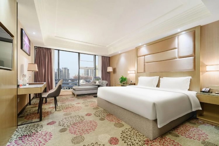 Lavande Hotel Suining West Heping Road