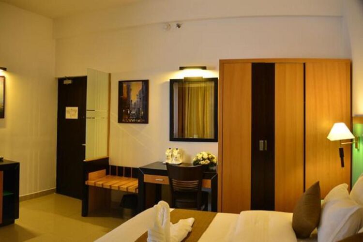 The Mercy Luxury Business HotelOver view