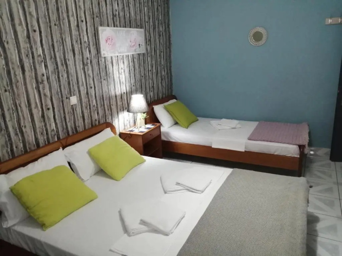Hotel Efyra