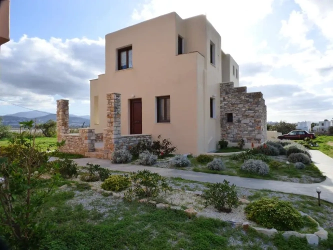 1 Bedroom Apartment with partial sea view