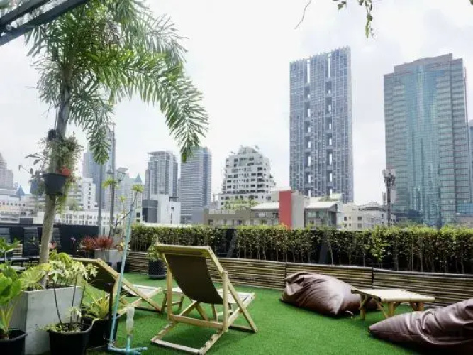 HSH Silom Apartment @ Silom Soi 3