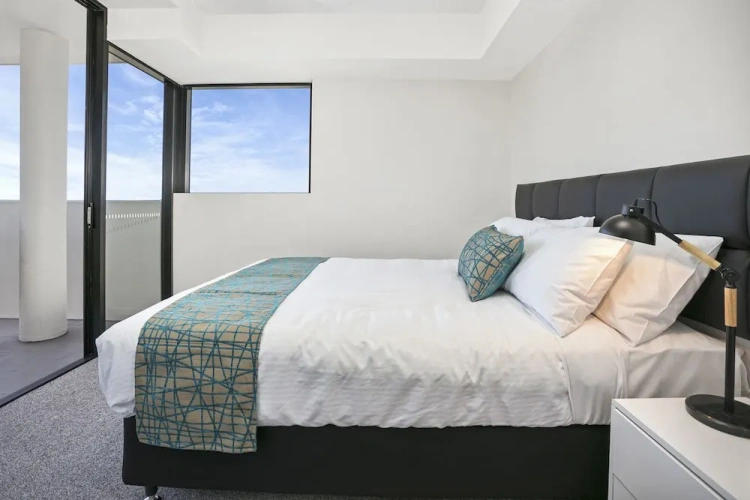1 Bedroom Standard Apartment with balcony and with city view