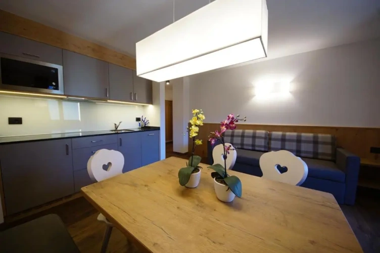 2 Bedrooms Apartment with balcony
