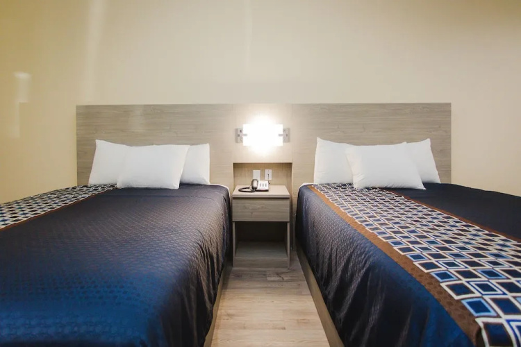 Platinum Inn Katy