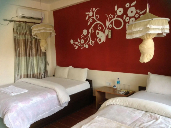 Eden Jungle Resort