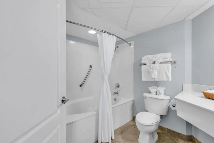 2 Bedrooms Standard room with balcony and with ocean view