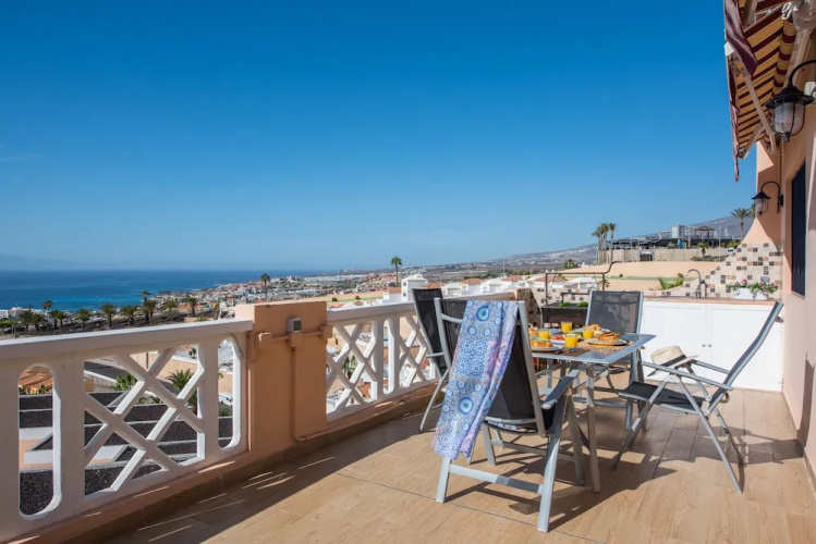 109. Romantic Apartment with Heated Pool