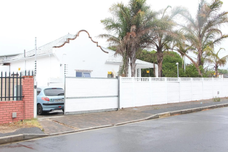 The White House Lodge