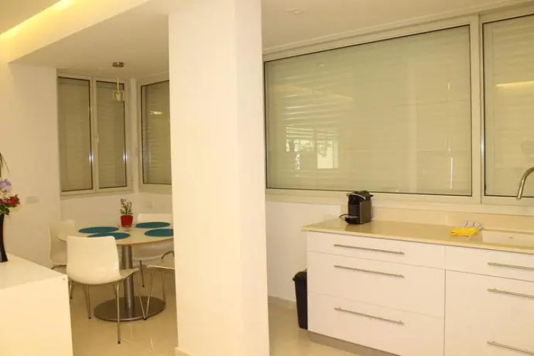 Beach and Park Apartment