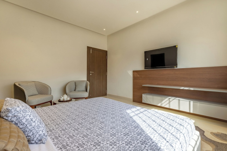 ELIVAAS Luxe Shourya Zenna 3 BHK