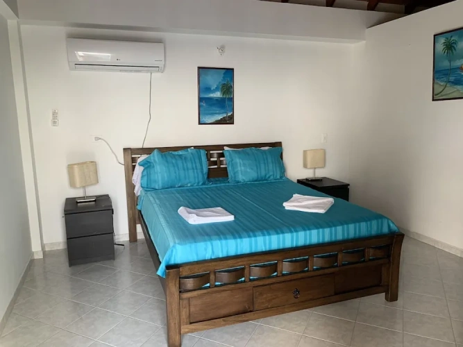 Standard Double room with partial ocean view