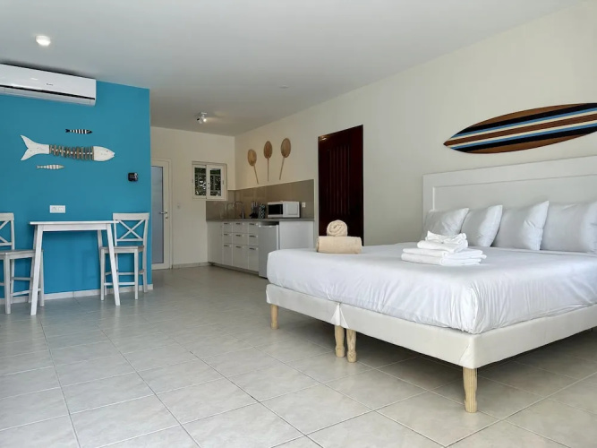 Merakii Seaview Escape Curacao