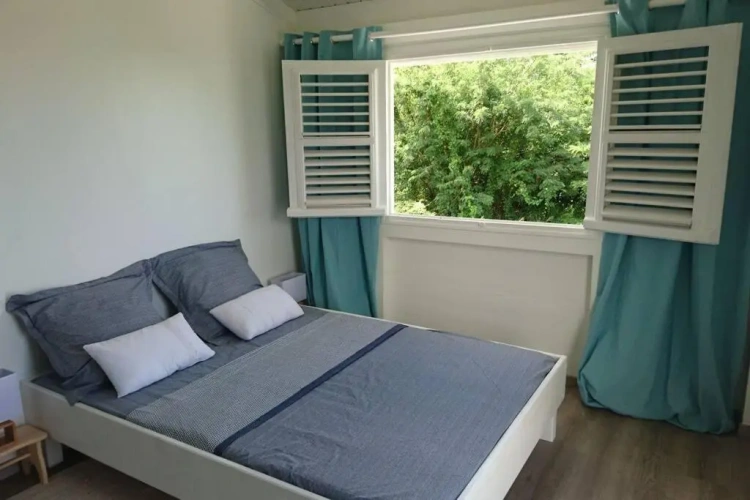 2 Bedrooms Cottage
