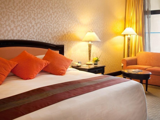 Deluxe Suite