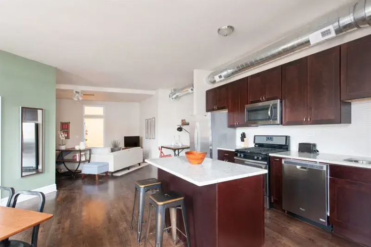 Open Concept 2BR in Wicker Park by Sonder