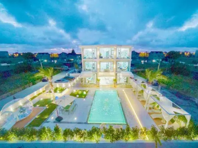 Dream Island Resort