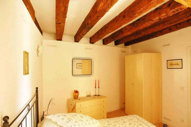 1410 Castello