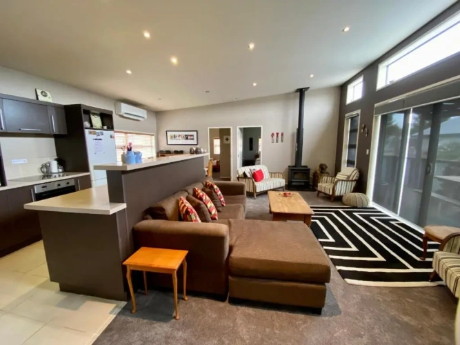 3 Bedrooms Cottage with view