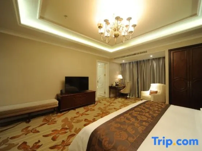 Superior Suite