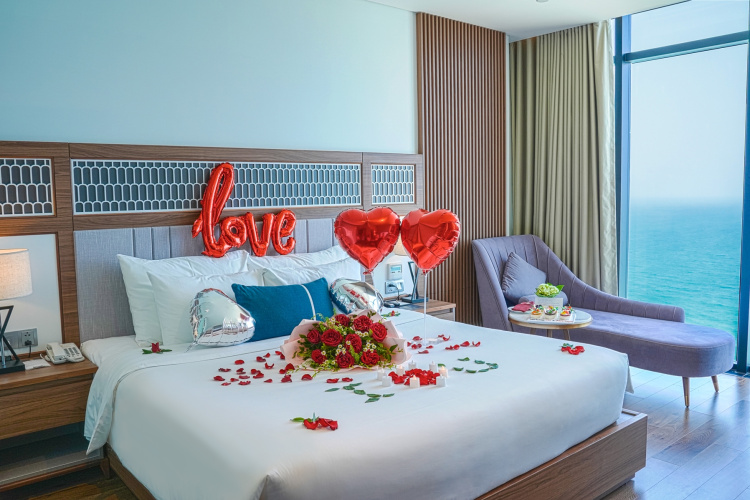 Peninsula Hotel Danang