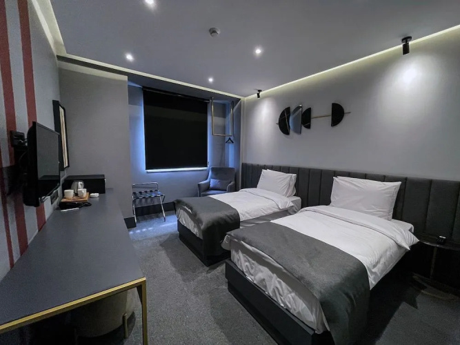 Mellday Hotel