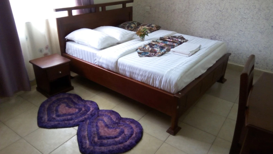 Shrine Comfort Inn