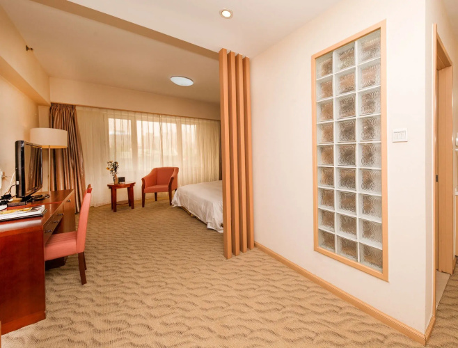 Dalian Precious Ginza Hotel