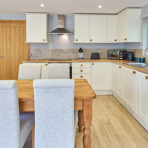 Host Stay Orchard Barn