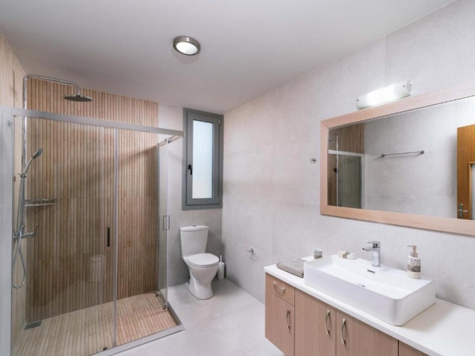 2 Bedrooms Cottage