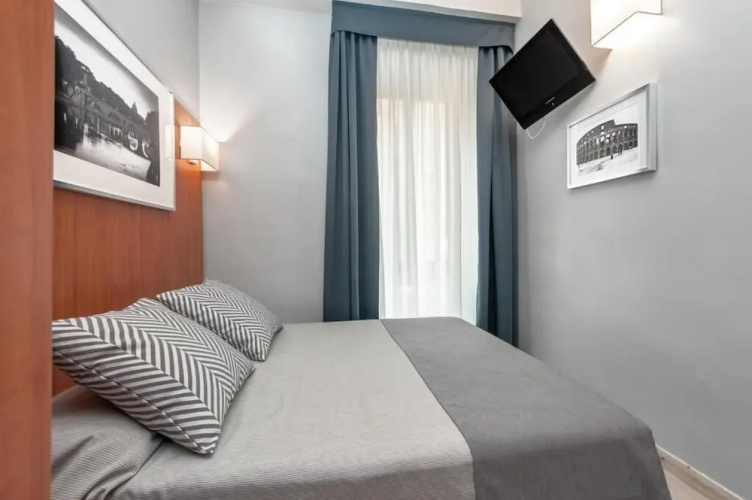 Hotel Reyes
