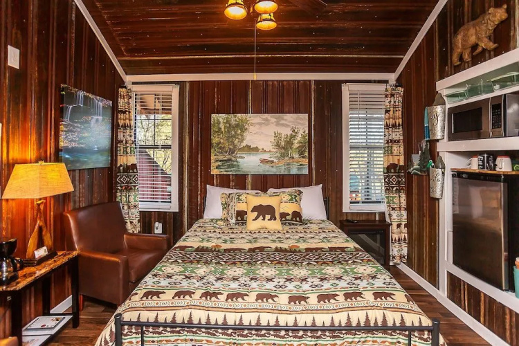 Yeti Cabin
