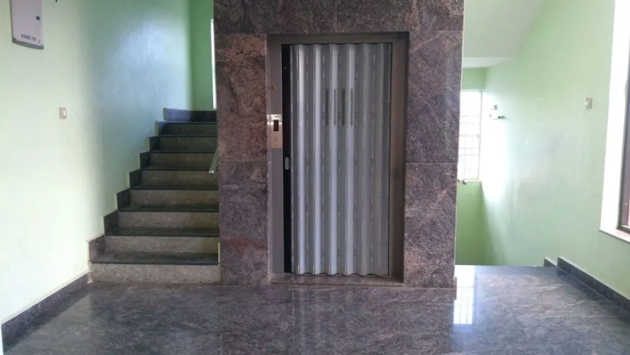 Iroomz Aditya Residency