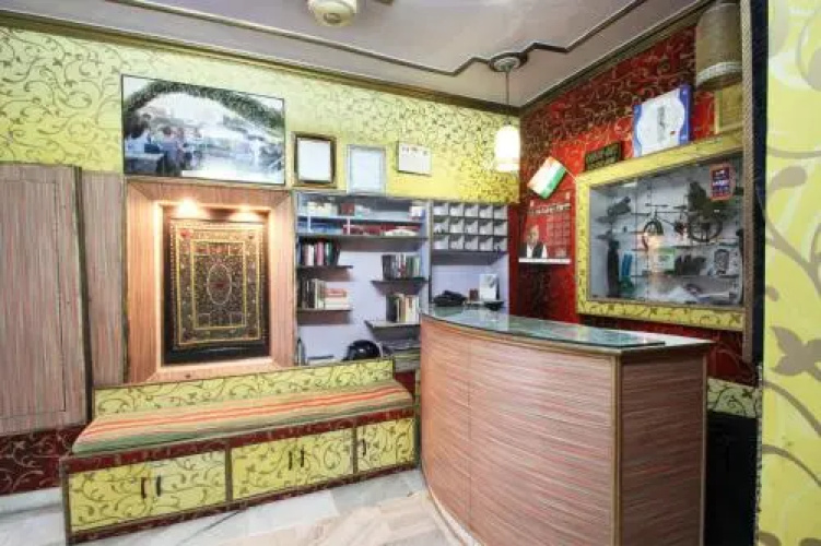 Hotel Saniya Palace