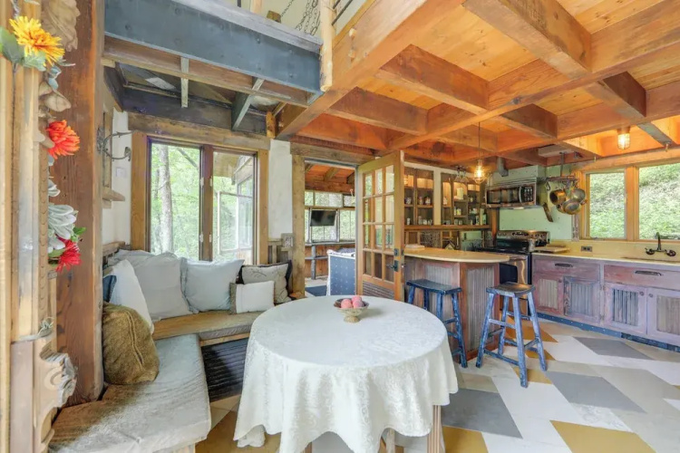Waterfall Views - blue Ghost Cabin in Cullowhee!