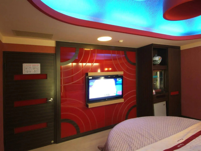 Benz Hotel