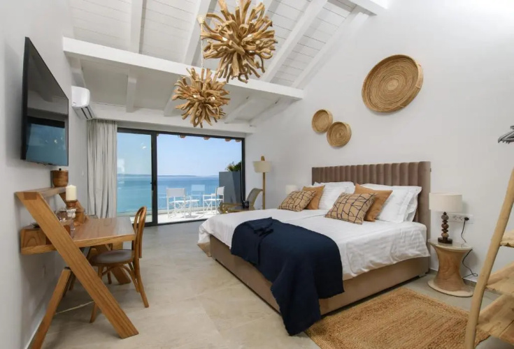 Gallery Luxury Suites & Rooms-Only Adults